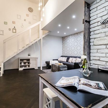Bpr Vintage Garden Apartment With Terrace & Sauna Budapest Kültér fotó