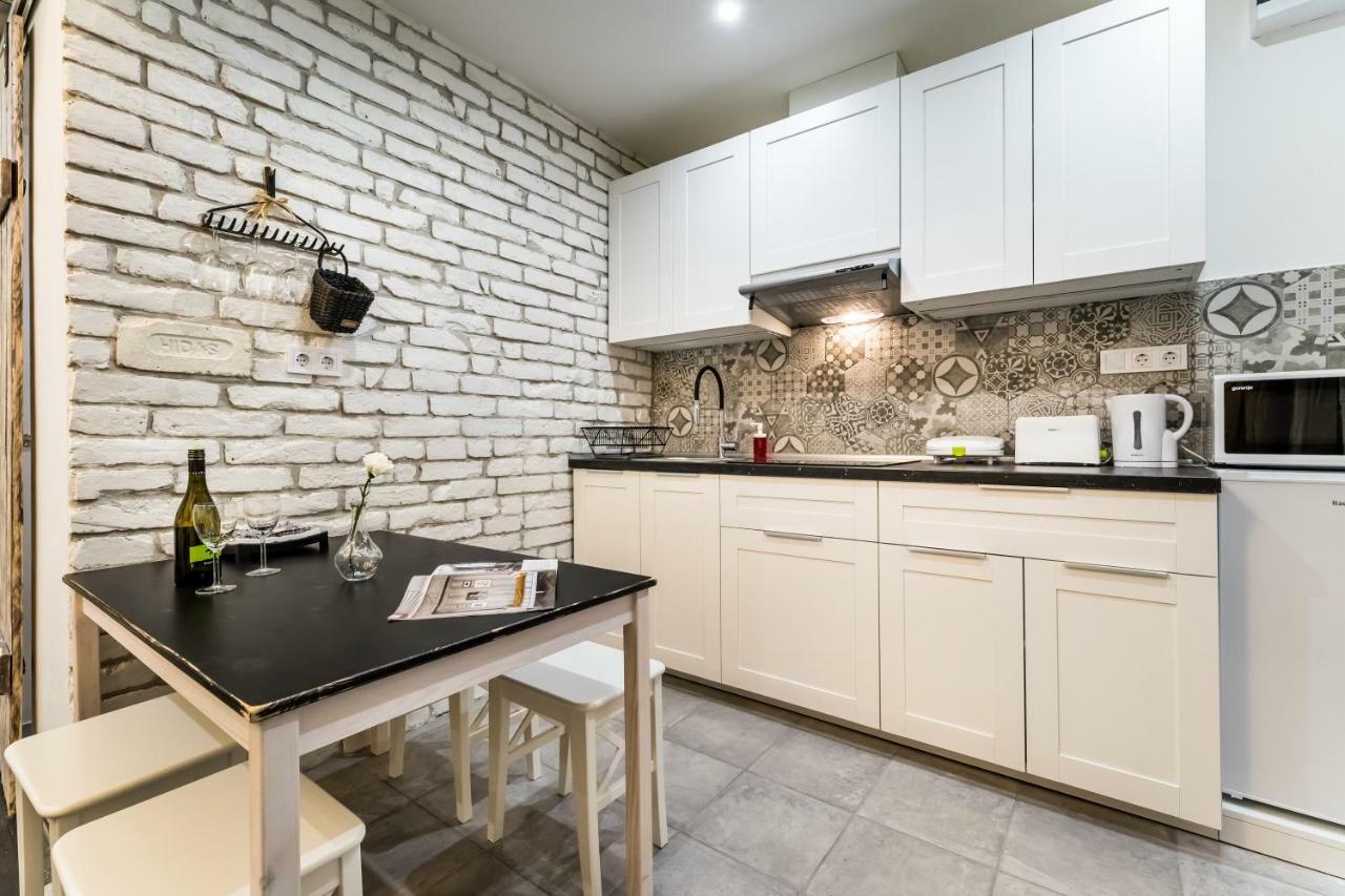 Bpr Vintage Garden Apartment With Terrace & Sauna Budapest Kültér fotó